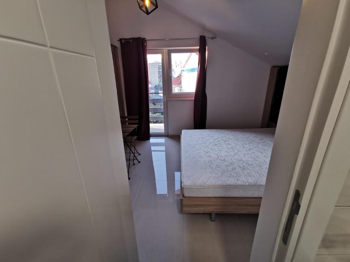 Elizabeta Deluxe Rooms Biograd Na Moru Bagian luar foto