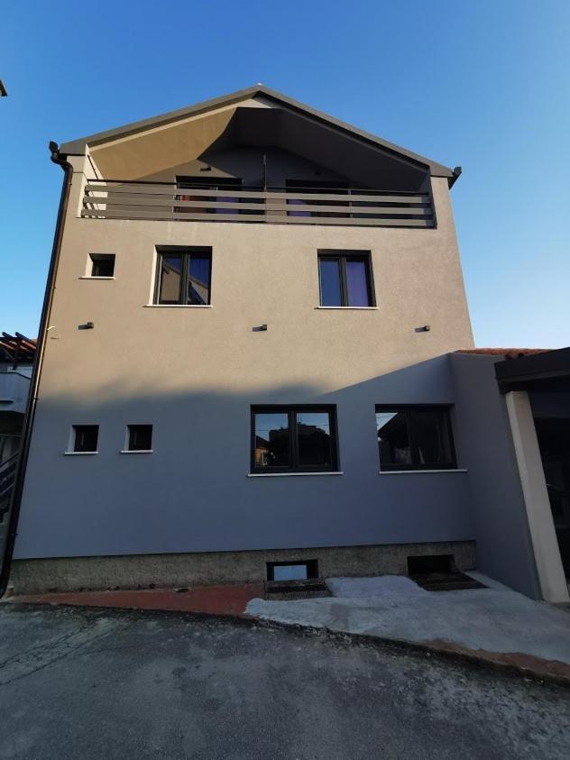 Elizabeta Deluxe Rooms Biograd Na Moru Bagian luar foto
