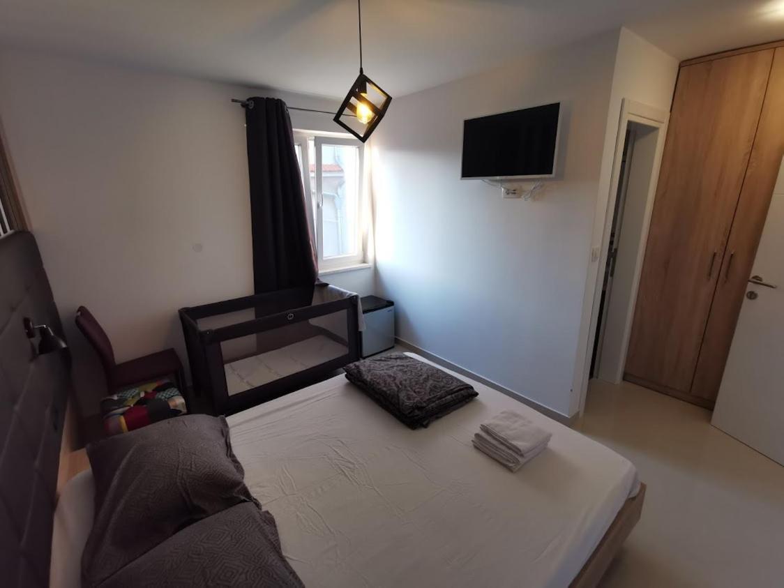 Elizabeta Deluxe Rooms Biograd Na Moru Bagian luar foto