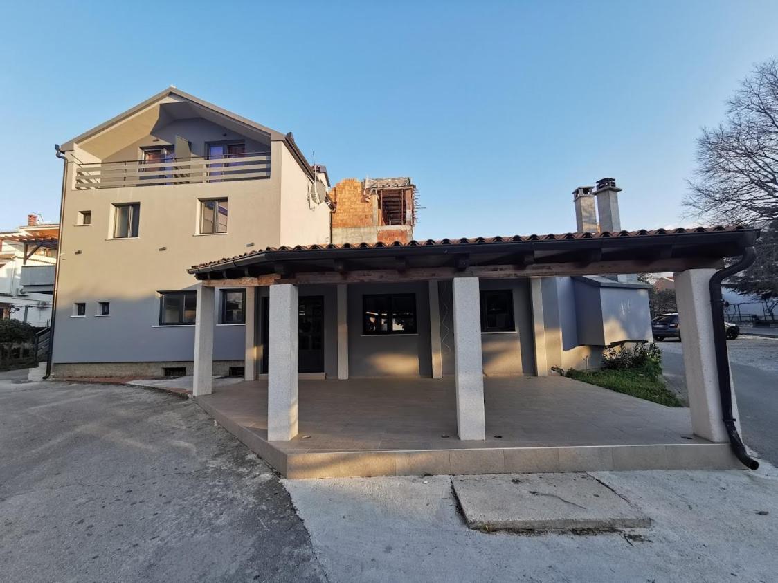 Elizabeta Deluxe Rooms Biograd Na Moru Bagian luar foto