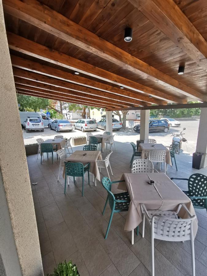 Elizabeta Deluxe Rooms Biograd Na Moru Bagian luar foto